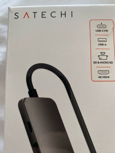 USB-C Multiport Pro Adapter V2 - mint condition