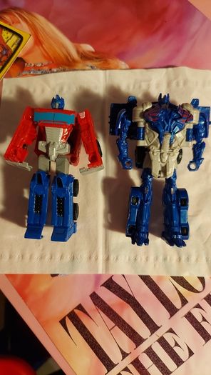 Transformers / toys / optimus
