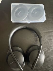 Bose 700