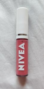 Nivea lip oil