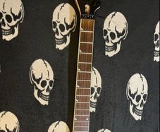 JACKSON DINKY GUITAR NECK MADE IN JAPAN 2004 REVERSED HEADSTOCK 24 frets Neck Maple Fretboard Ebony, Rosewood, Maple perfect condition electric guitar parts accessories