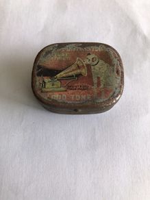 Vintage His Masters Voice HMV loud Gramophone Needle tin