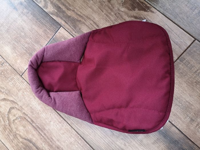 Maxi-Cosi Car Seat and Base