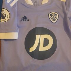 leeds United Age 7/8 shirt