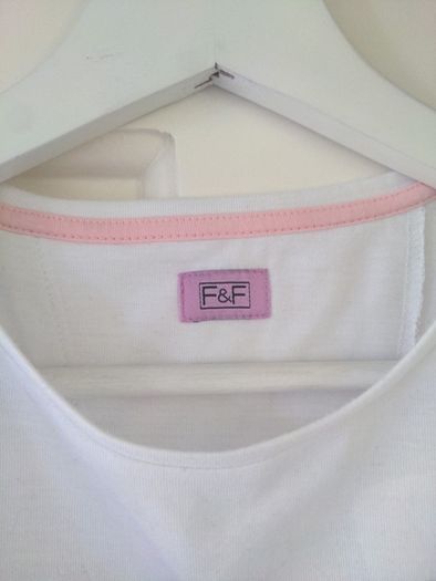 Girls T-shirt