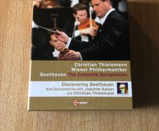 Beethoven: Symphonies 1-9 ( Thielemann)