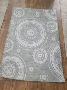 Light grey rug
