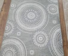 Light grey rug