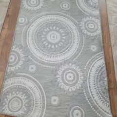Light grey rug