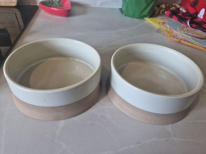 Dog bowls