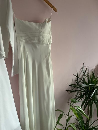 Beautiful Debut White Women's Wedding Dress Size 8