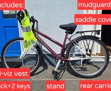 Child's mountain bike (like new)