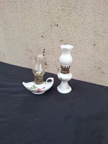 By post only 2 small oil lamp