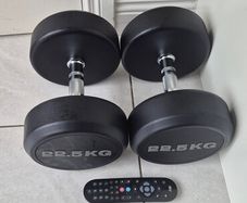 brand new 2x22.5kilo dumbbell weight set