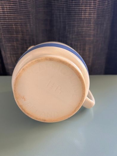 Carrigaline pottery jug