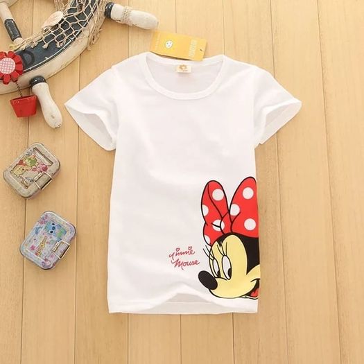 t-shirt age 110 and 120cm 1-6 years Mickey Mouse and Mickey.