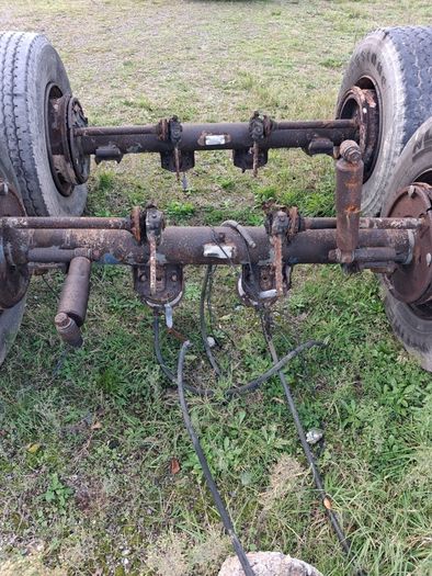 Trailer axles