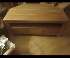 Corner tv unit