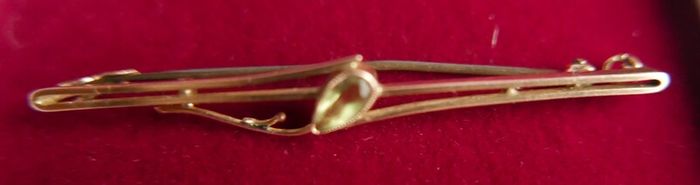 Vintage Edwardian 9ct Gold Bar Brooch With Ametyst 1.7g And Box