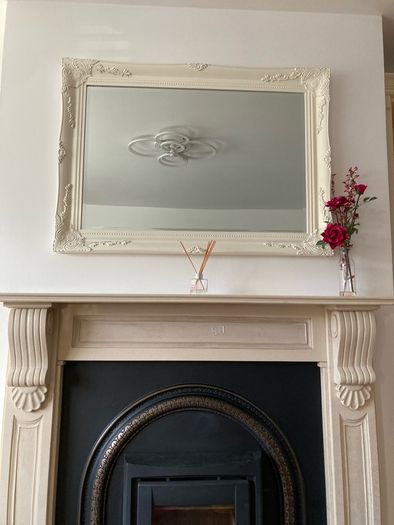 wall mirror