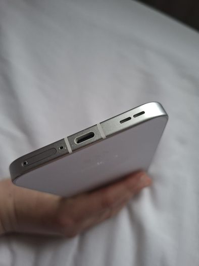 OPPO Reno 15 5G 512GB  Like New  2 Free Cases