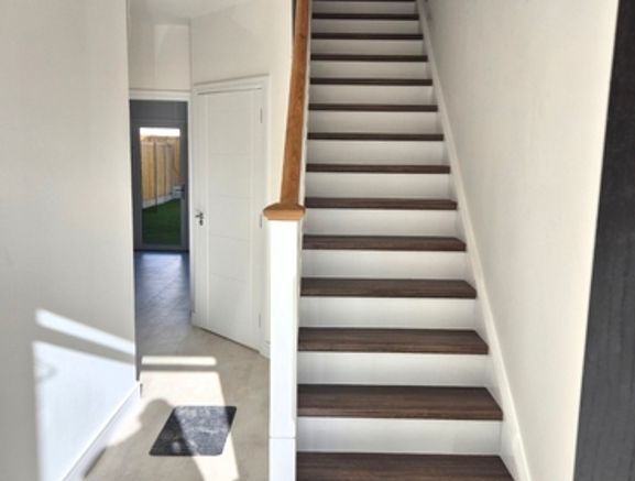 laminate stairs installed
