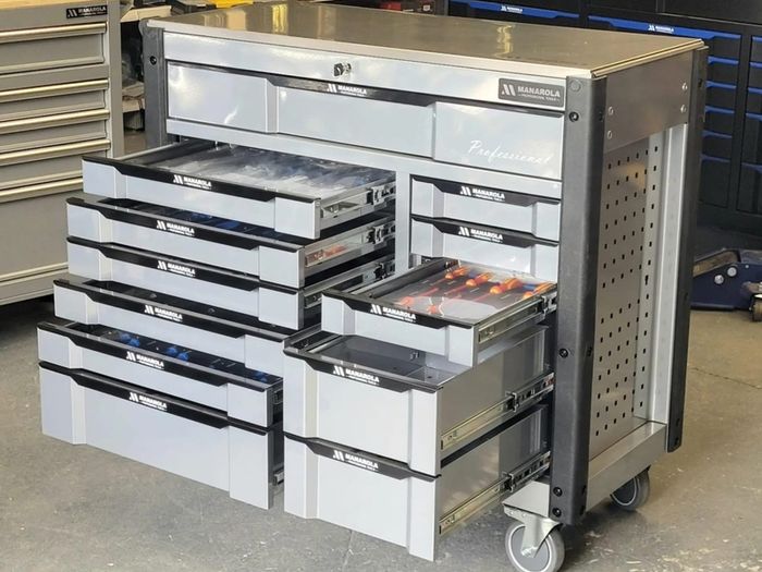Manarola 12 Drawer Tool Box - Fully Loaded With Tools