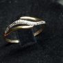 Vintage 9ct Gold Delicate Crossover Ring Image 2