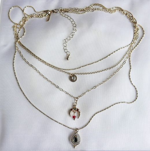 Freedom Jewellery Gold Plated Unique Pendant and Chain