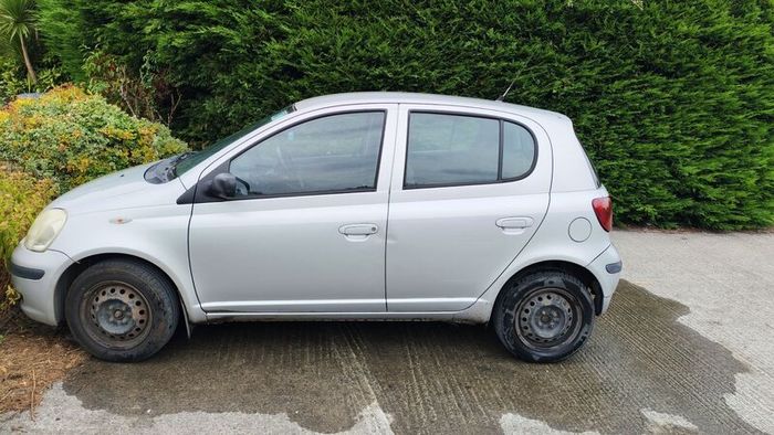 Toyota Yaris 2004 low km