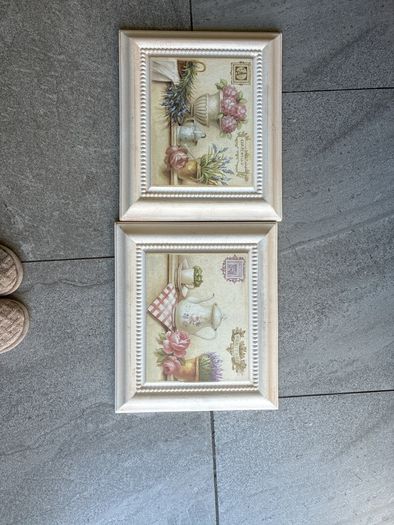 Free wall plaques