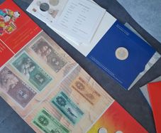few coins and notes