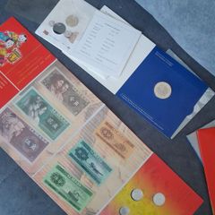 few coins and notes