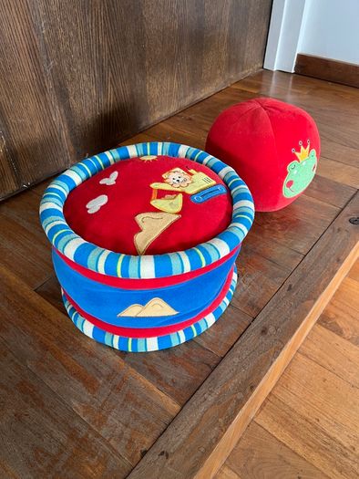 Kids cushion seats