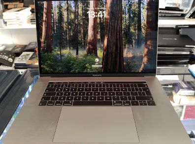Apple MacBook Pro 15" A1990 2019 - Intel i7 16GB 500GB UHD Graphics 630 macOS Sequoia (Battery Cycle: 298)
