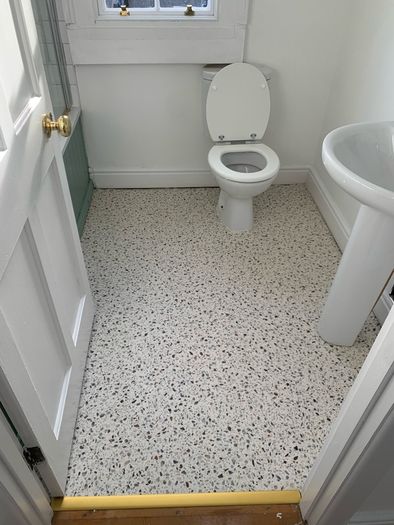 Carpet / vinyl (supply & fitting )