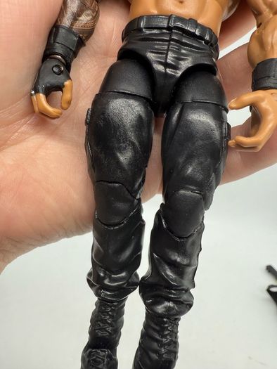 wwe elite series 35 Roman Reigns action figure