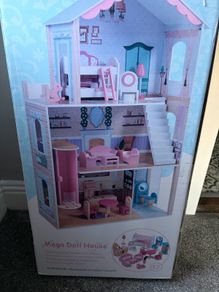 doll house