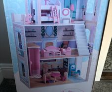 doll house