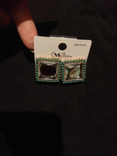 stud earrings