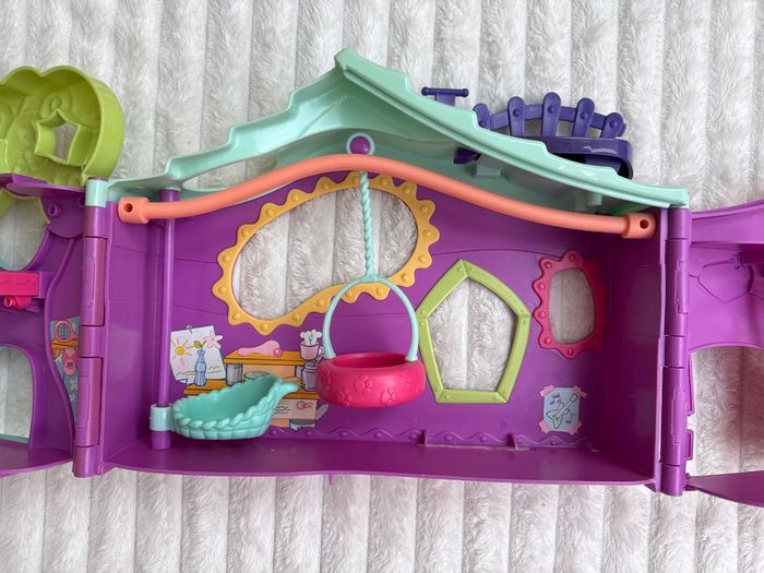 LPS Littlest Pet Shop Clubhouse Tree House Used Please see photos