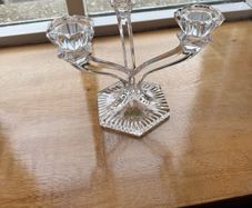 Candle holder