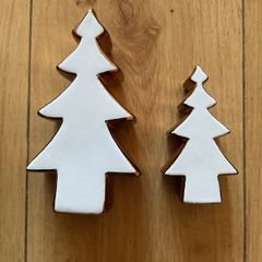 2 Christmas Trees Ceramic ornaments