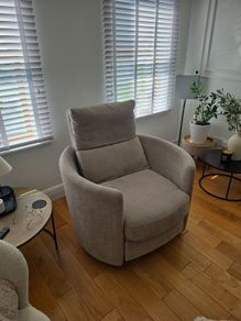 Fama swivel chair