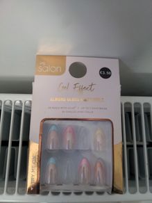 Fake nails