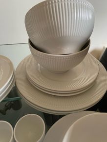 Crockery. 21 pieces