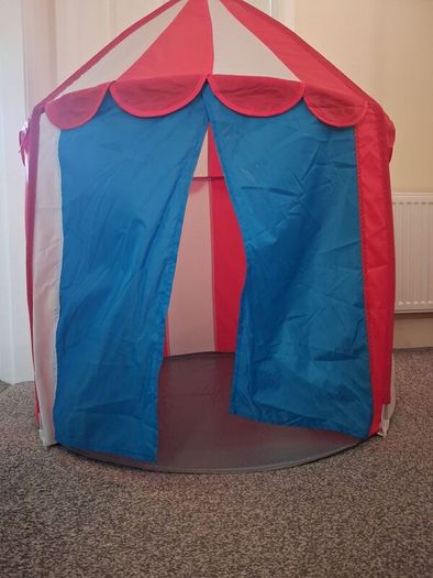Circus tent