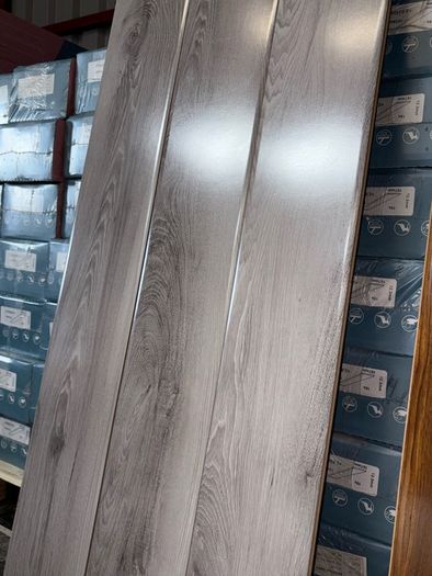 Laminate flooring