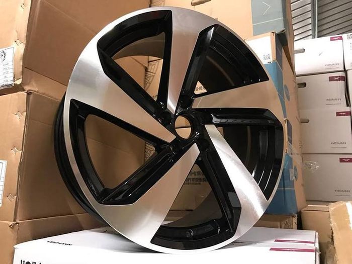 18 19" Inch VW Golf GTi Milton Style Wheels VW Golf MK5 MK6 MK7 Audi A3 Seat Leon Caddy scirocco skoda superb octavia 5x112