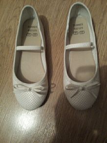 Communion cream shoes
